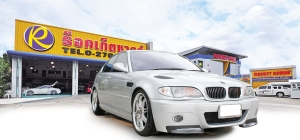BMW 330i
